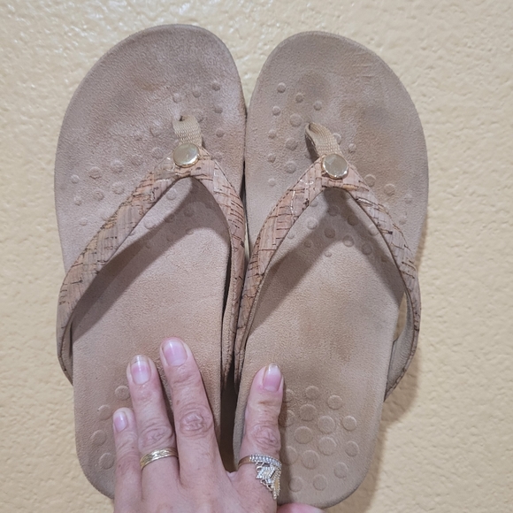 Vionic sandals - Picture 5 of 12